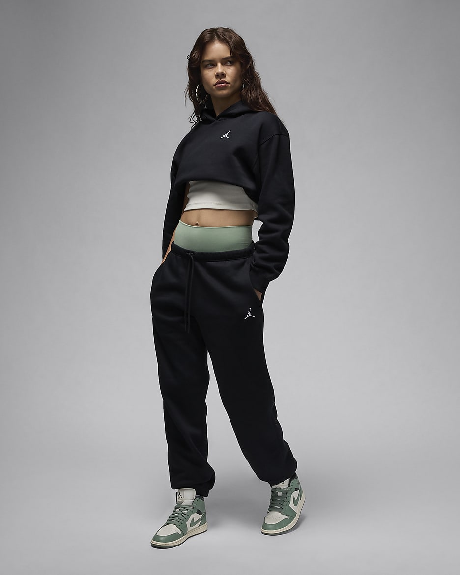 Jordan Brooklyn Fleece Women s Trousers. Nike CZ